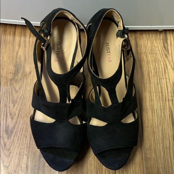 Brand new wedges - Picture 2 of 3